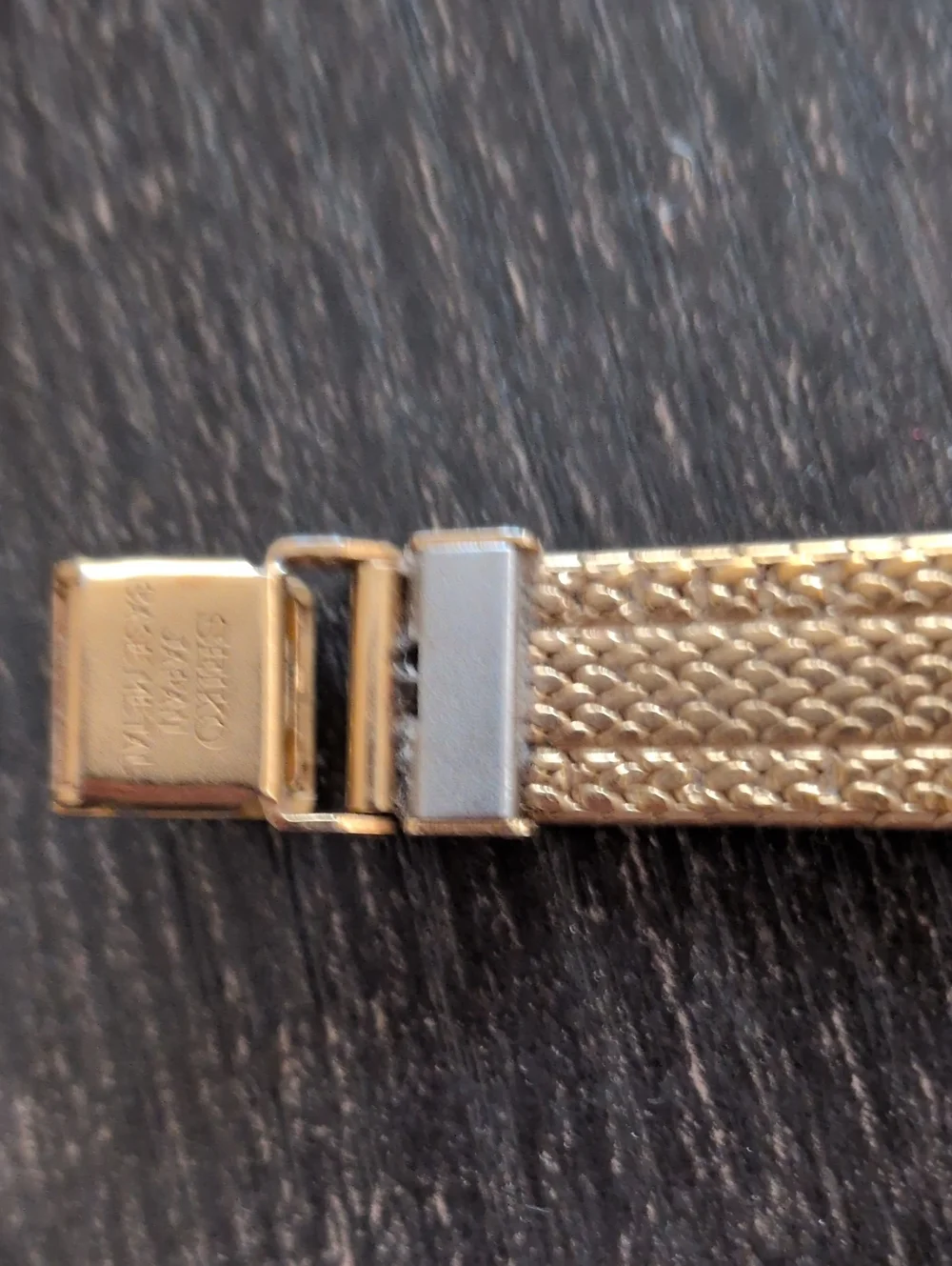 Vintage Seiko Women's Mesh Band Watch Gold Tone